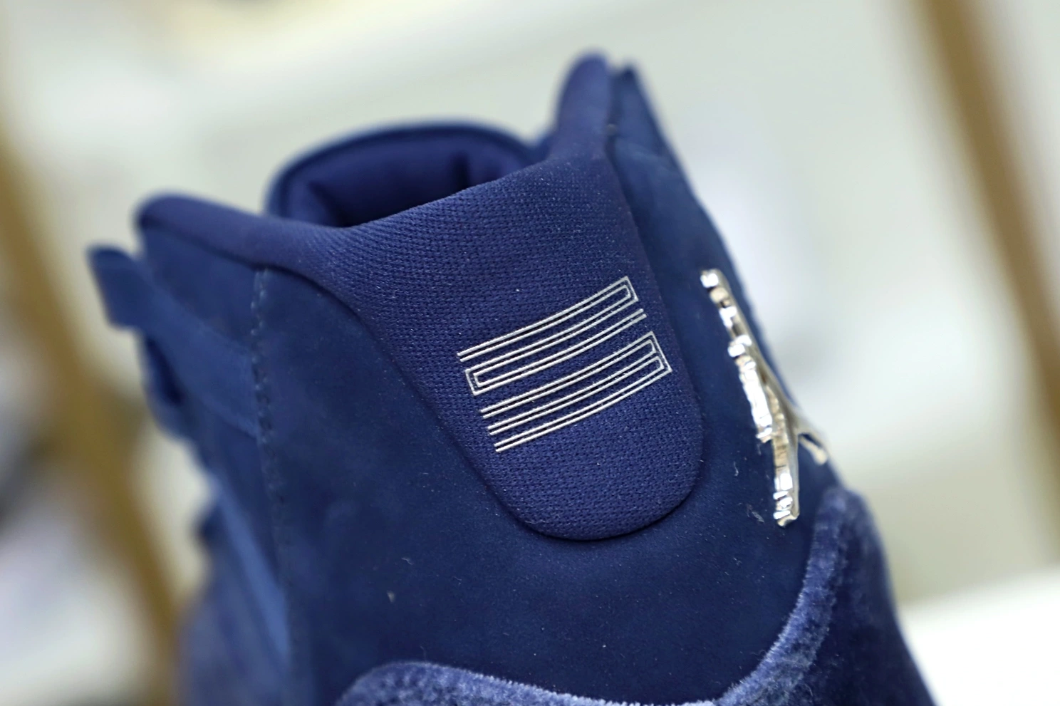 MIDNIGHT RETRO 11 JORDAN NAVY AIR 0115